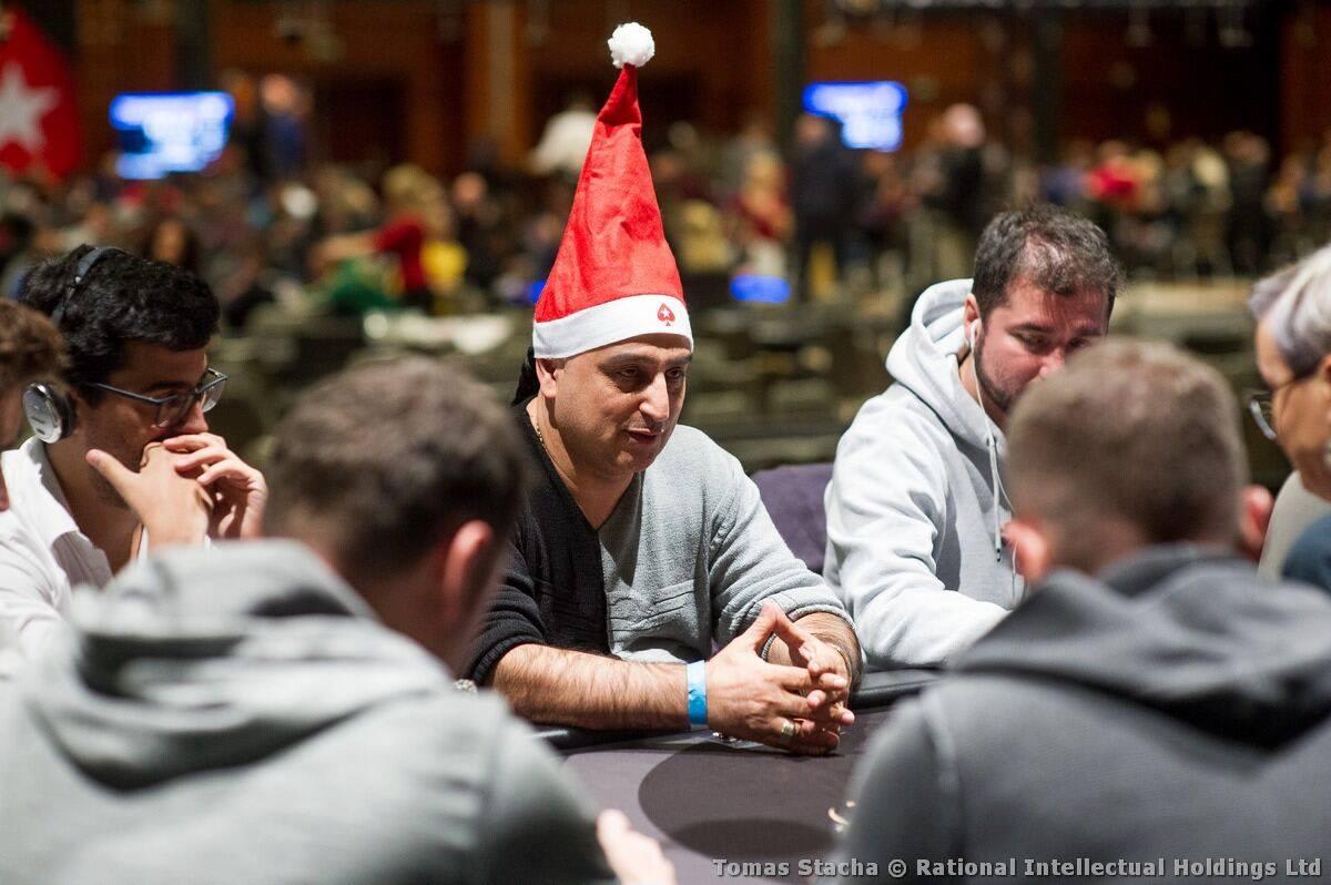 Regalos navideños con las mejores marcas de poker