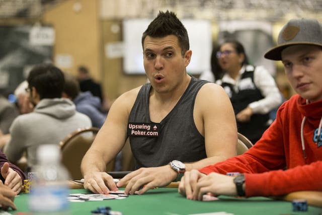 ¡No se retiró! Polk vuelve a las mesas en heads-up