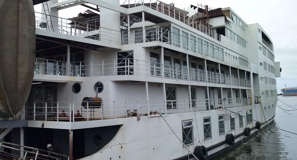 Buscan reabrir un barco casino en Puerto Iguazú