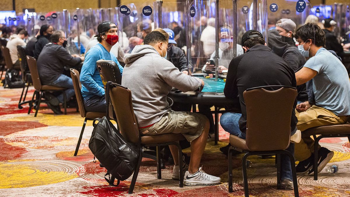 Cientos de jugadores participan en el Seminole Hard Rock