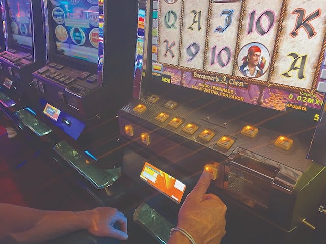 Tecnología de botones sin contacto llega a casinos de México