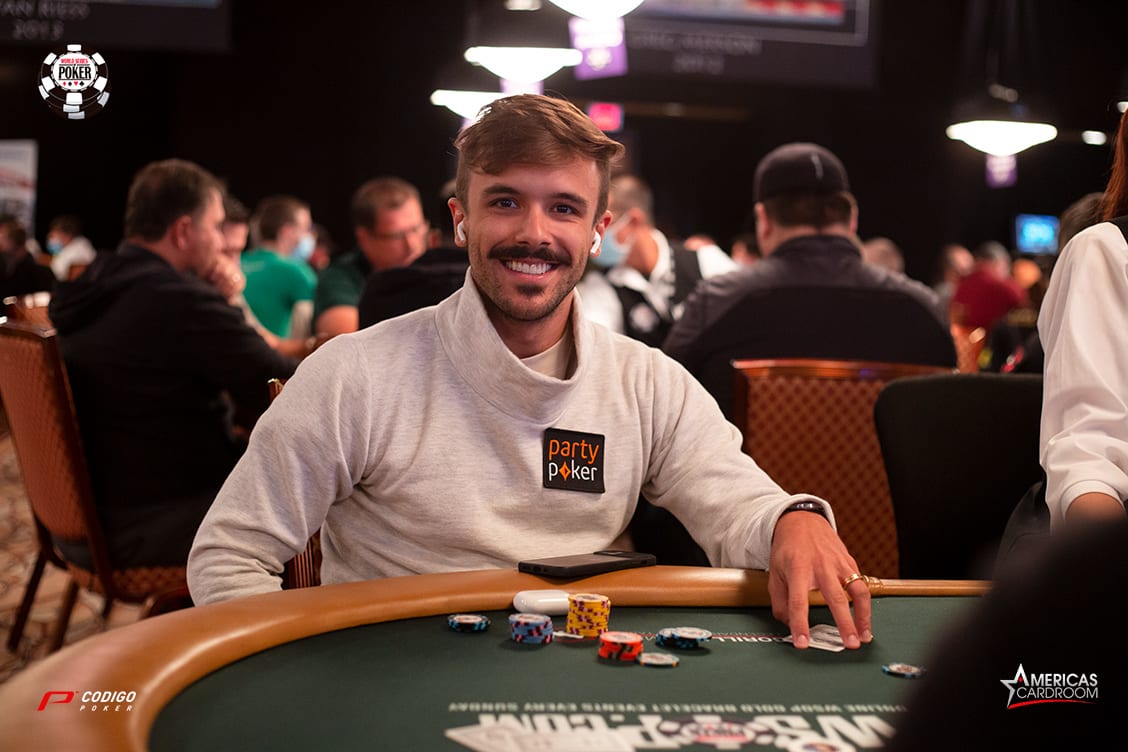 Yuri Dzivielevski es el líder del Razz Championship