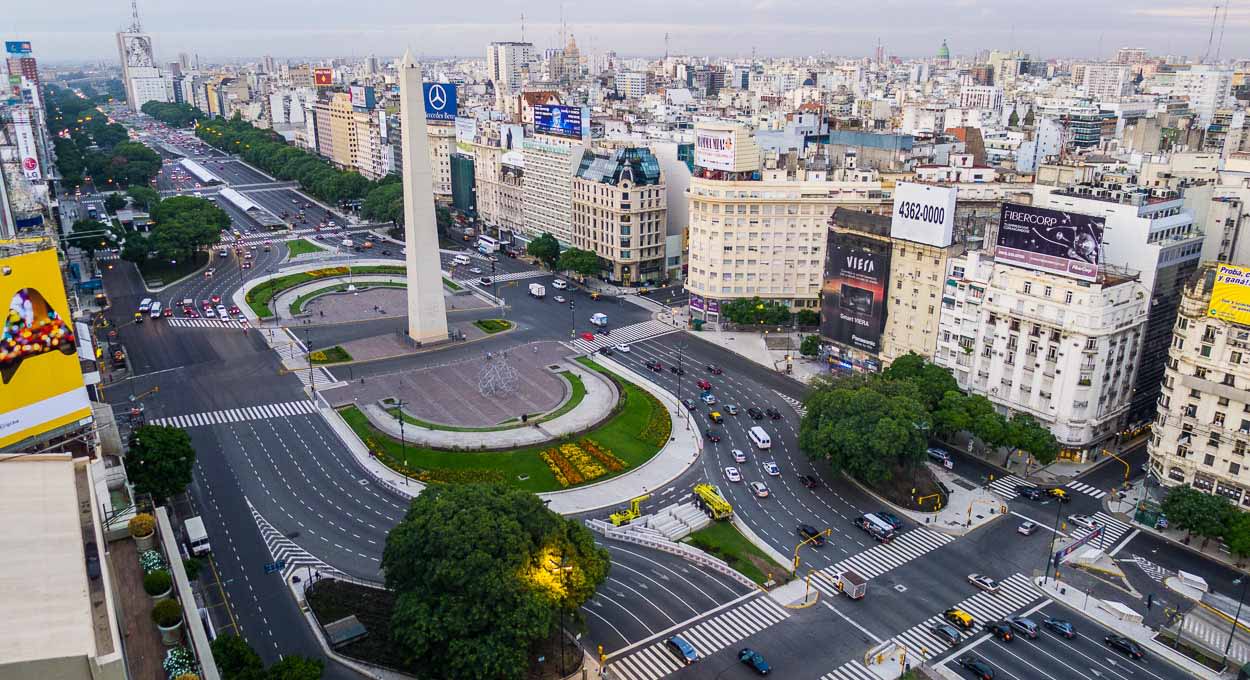 Tecnología emergente y regulaciones: los retos de Latinoamérica en 2024