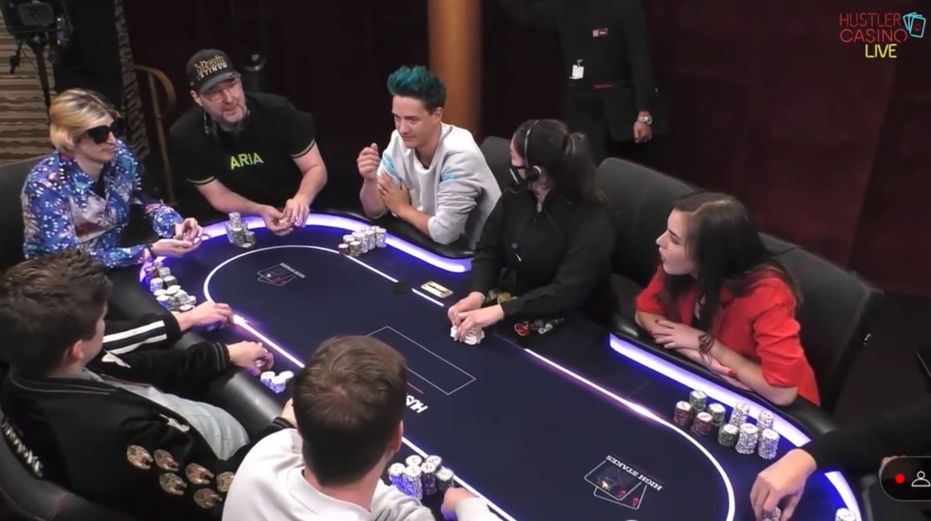 ¿Le hizo bien al poker la polémica de Hellmuth?