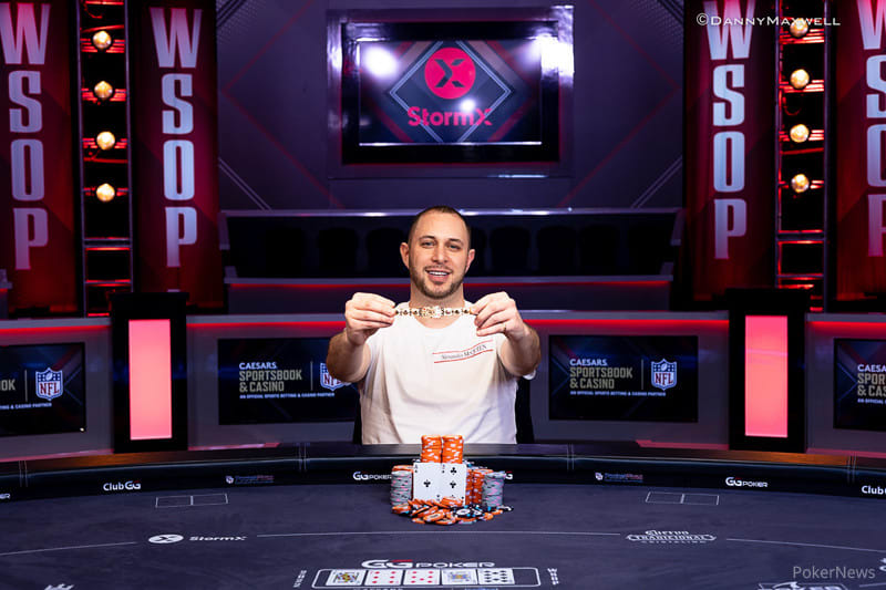 Hizer es el nuevo COLOSSUS de la WSOP 2022