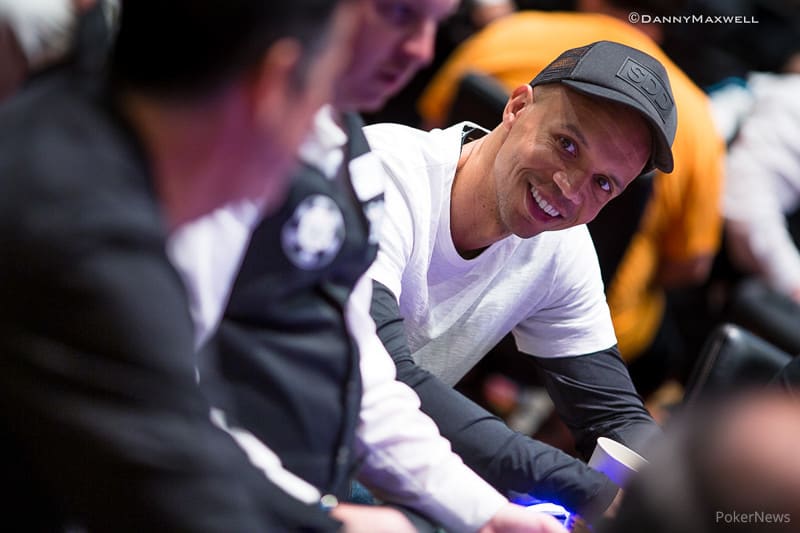 Ivey da pelea en el PokerGO Tour leaderboard