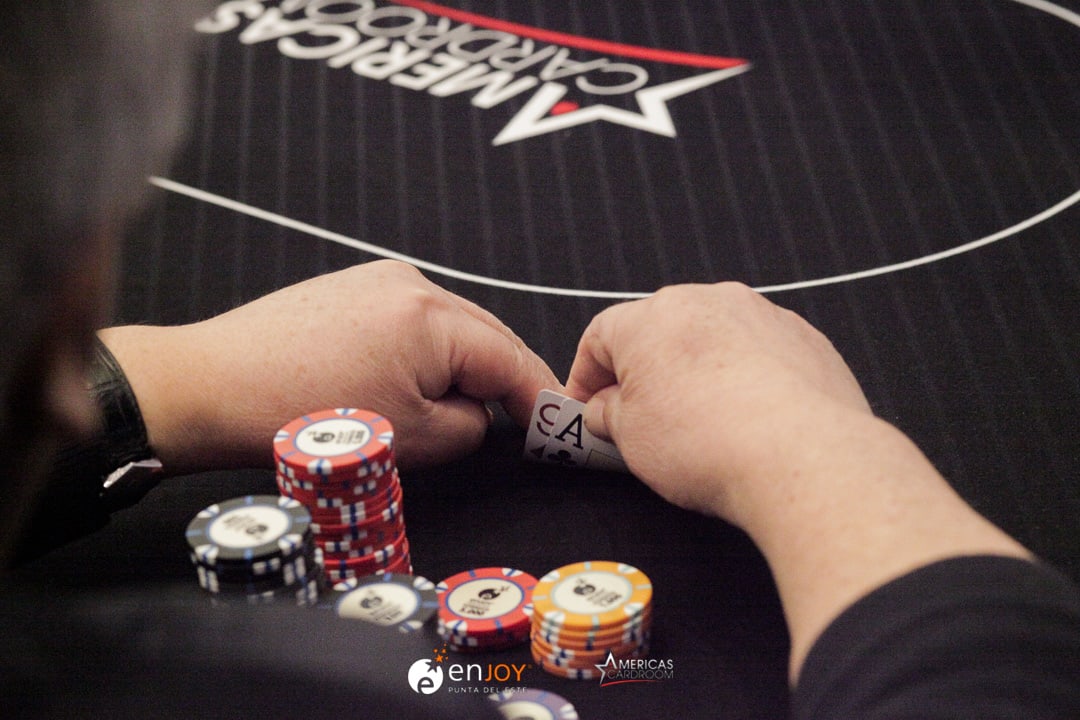 Grinder Report: toda la acción de los paños virtuales