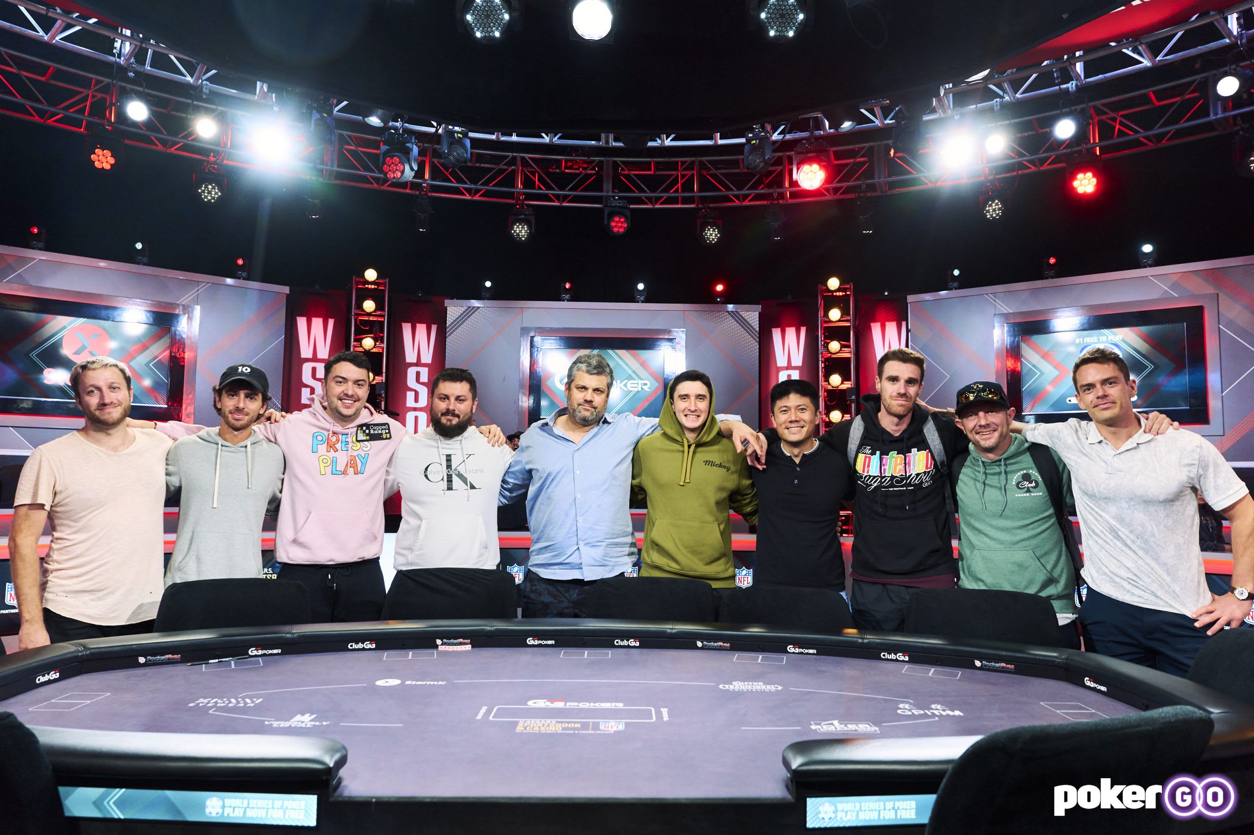 Duek va por el sueño: hoy se juega la final del WSOP Main Event