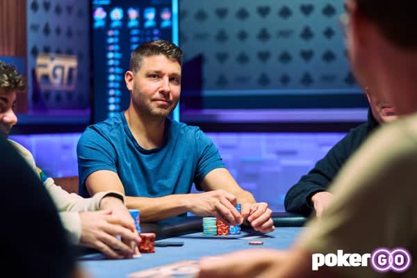 Ausmus lidera la primera mesa final del Poker Masters