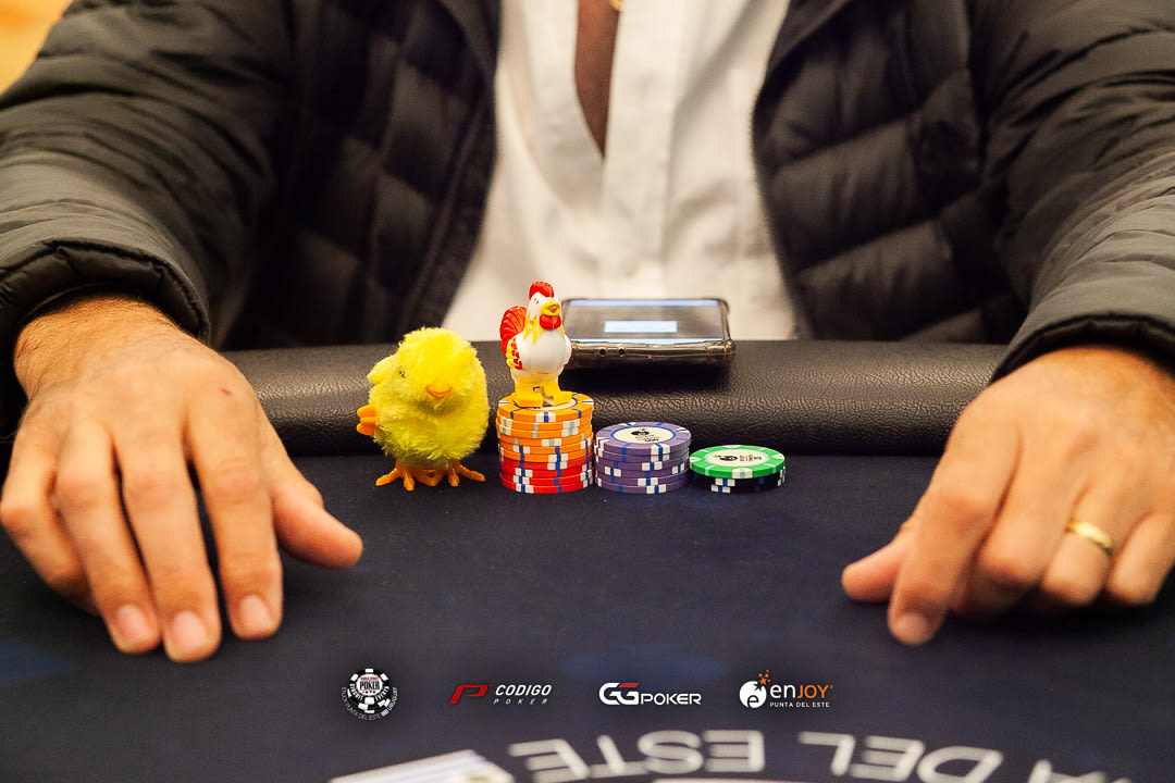 Un profesional perdió con un desconocido e hizo que lo banearan