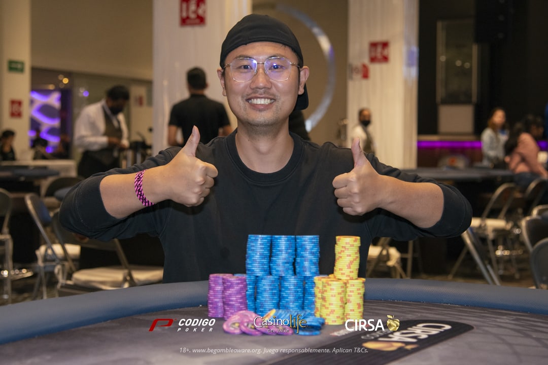 Wang se quedó con el liderato del Día 1B en el Main Event