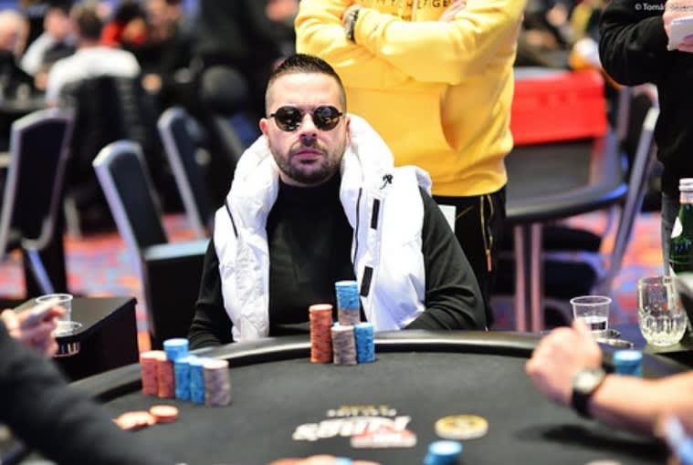 Farid Jattin sacó la cara por los latinos en el Main Event de la WSOPE