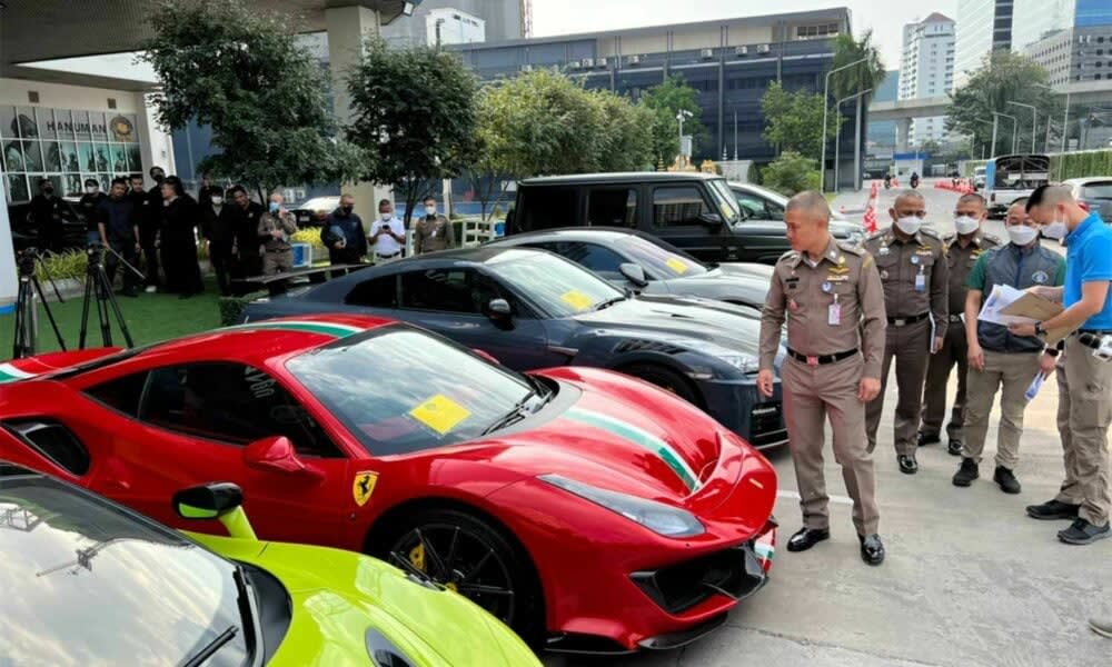 Arrestados por apuestas y pornografía ilegal