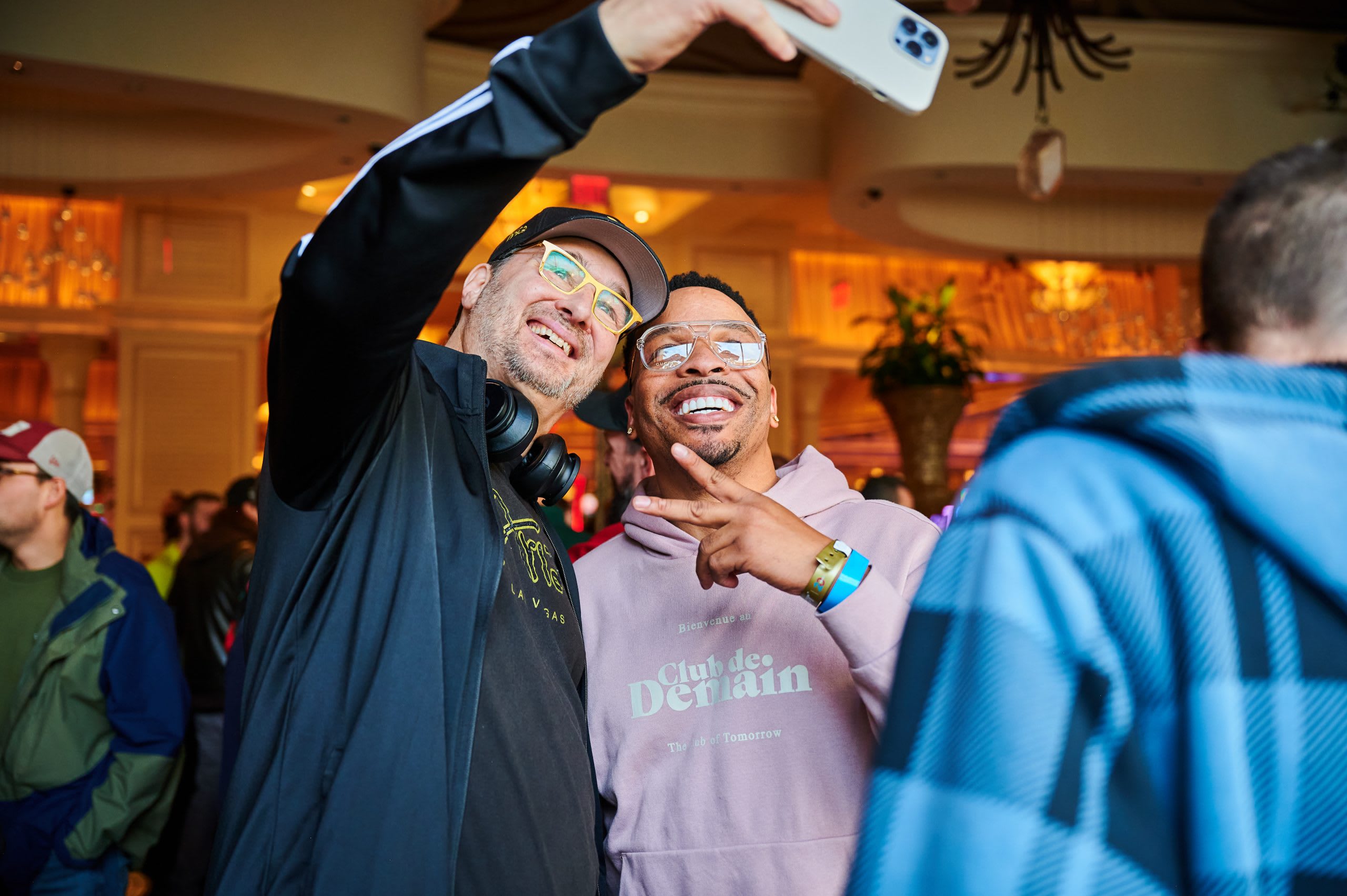 [VIDEO] Hellmuth vivió en primera fila la F1 en Las Vegas