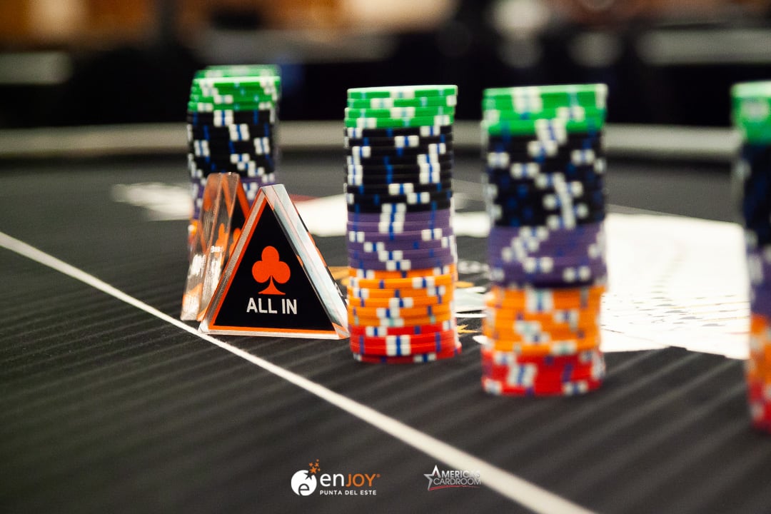 Grinder Report: toda la acción de los paños virtuales