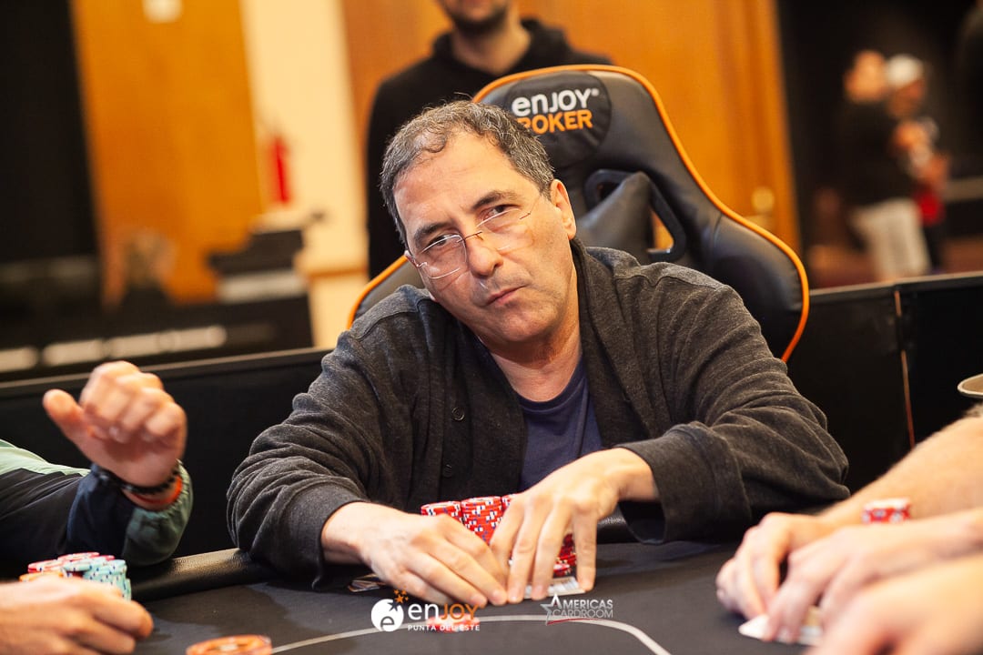 Grinder Report: toda la acción de los paños virtuales