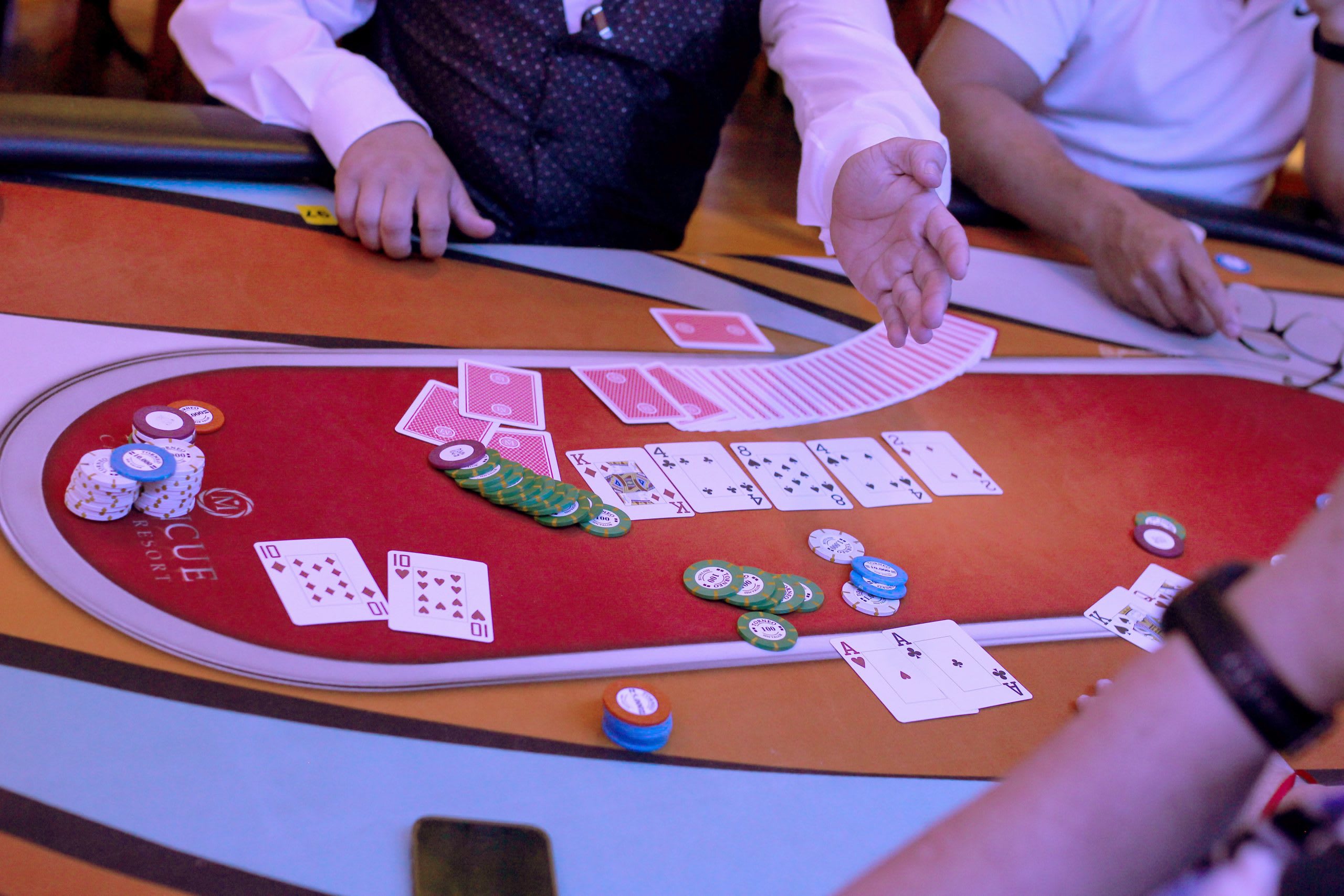 Melincué Casino &#038; Resort estrena sala y la inaugura con un espectacular torneo