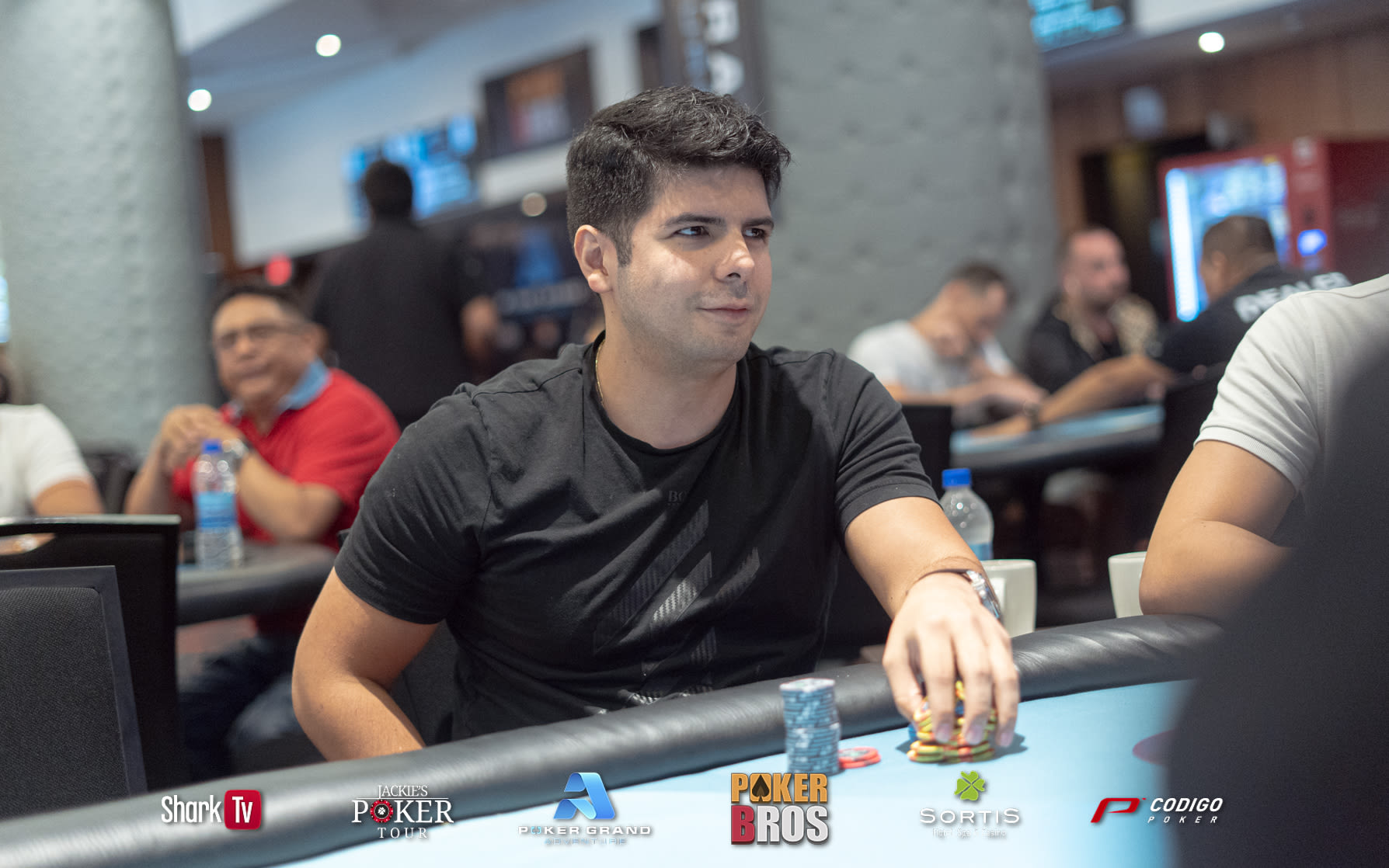 Grinder Report: toda la acción de los paños virtuales