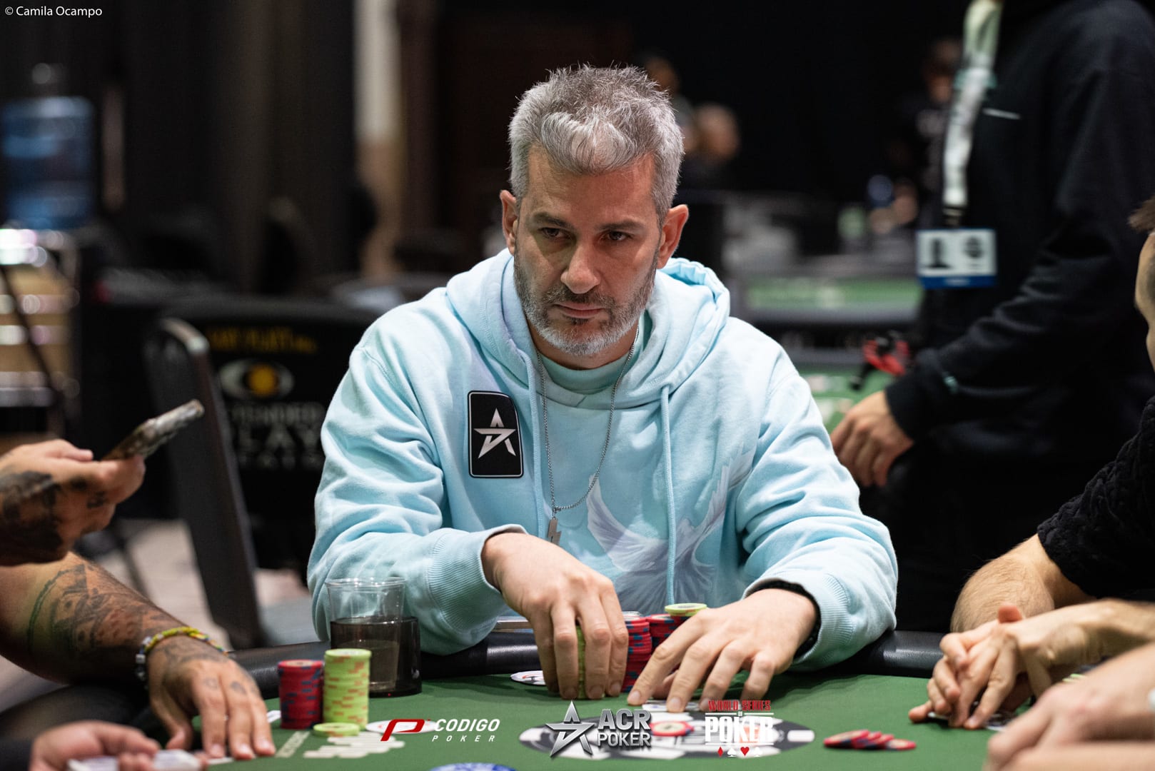 Barbero ya juega el primer evento de Omaha de la WSOP