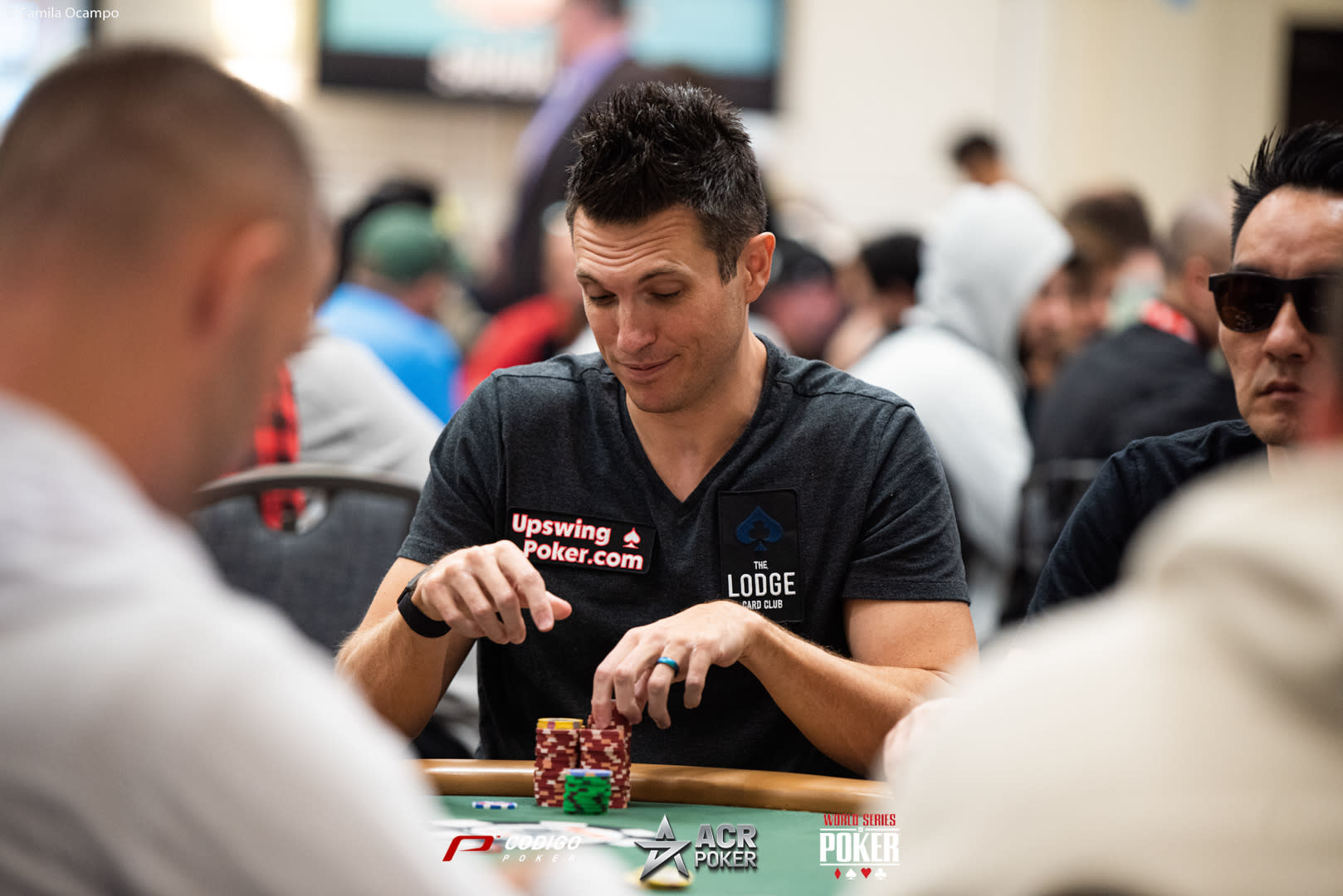 Doug Polk sufre un sábado desastroso y su desafío se complica aún más