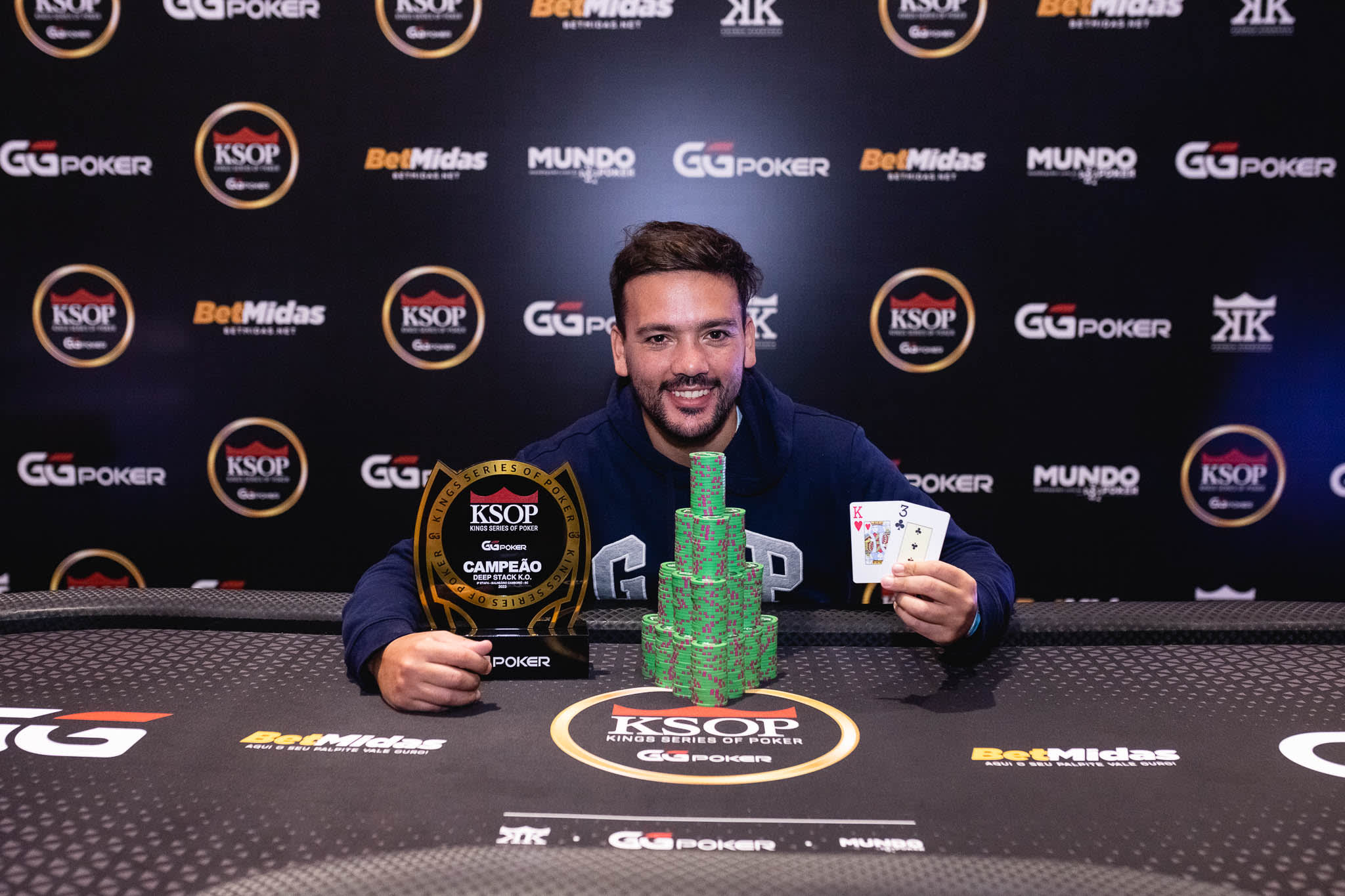 Vázquez logró el primer triunfo argentino en el KSOP Camboriú