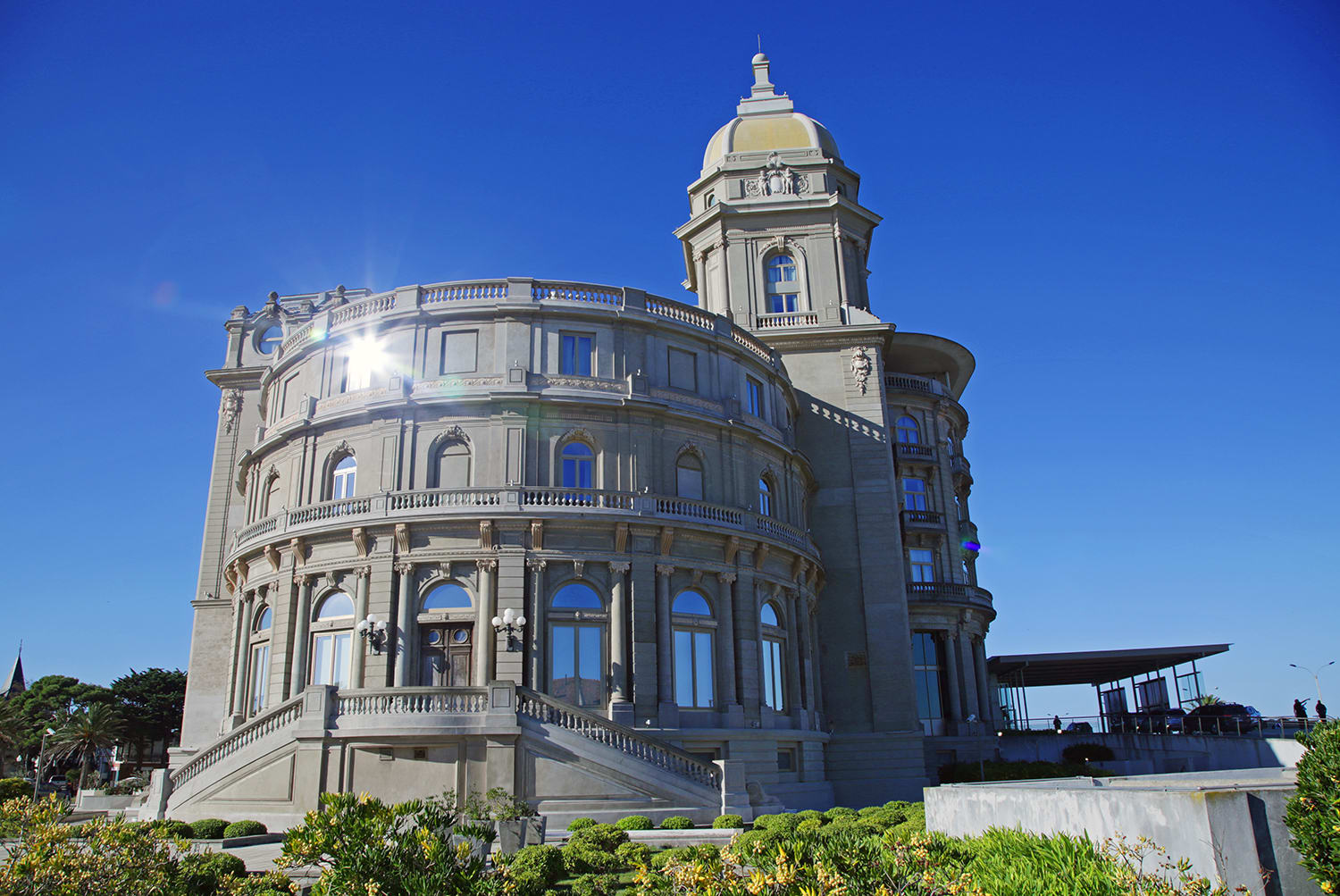 Con dos satélites, empieza el Carrasco Super High Roller