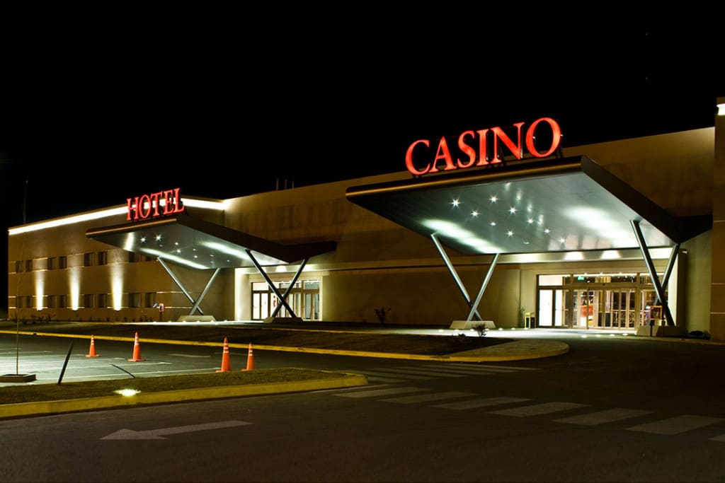 Desalojaron un casino por antidemocrático