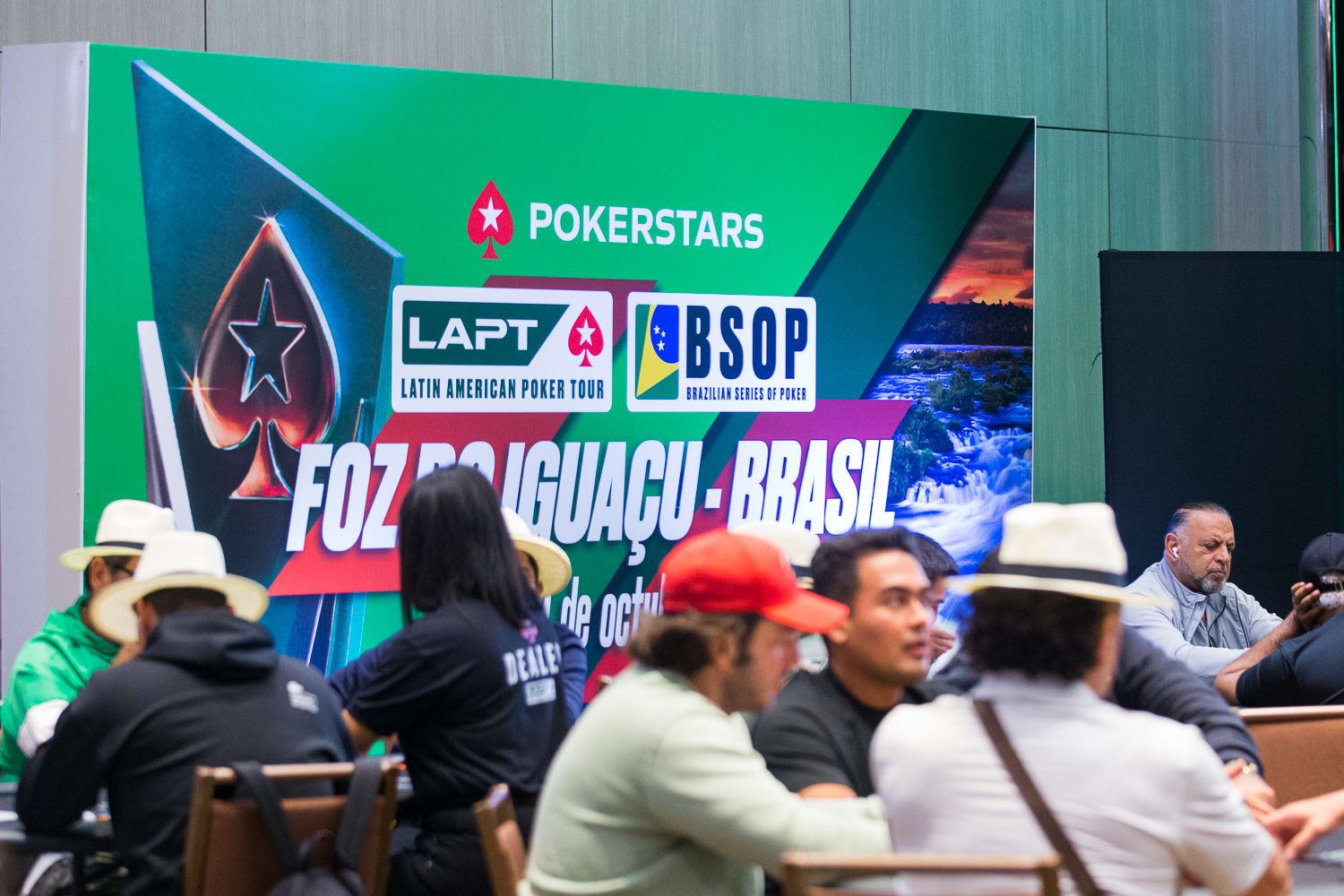 LAPT Foz de Iguazú: gana 15 paquetes sin invertir un centavo