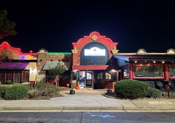 Allanan un restaurante que encubría partidas de poker