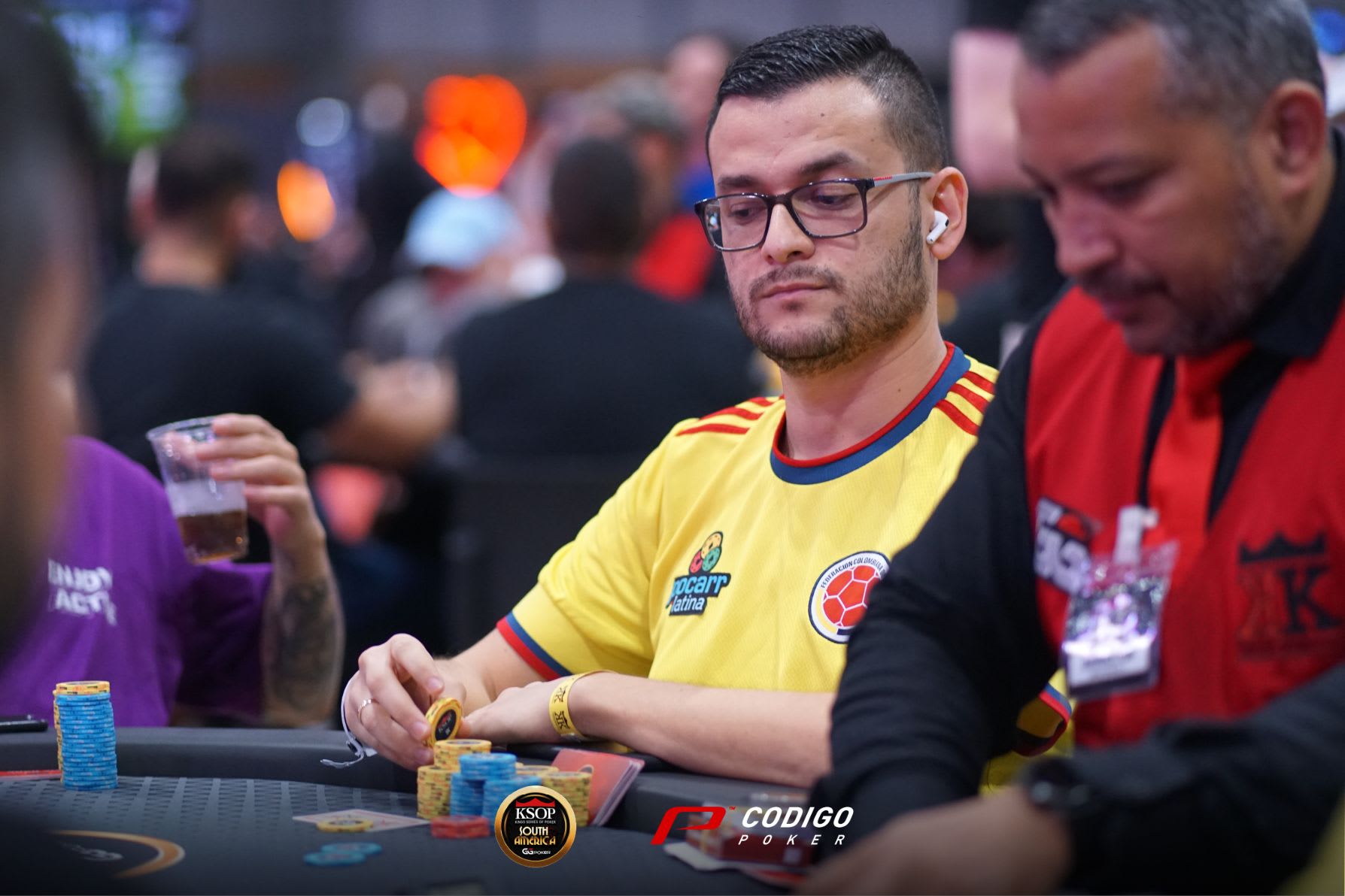 Julián Pineda levanta la bandera de la Armada en el Main Event EPT Barcelona