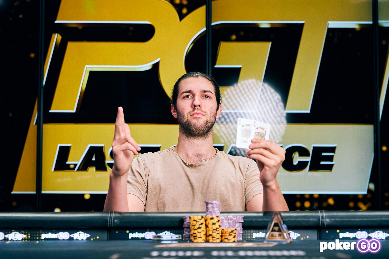 PGT: DeStefano ganó el primer torneo de su vida entre tiburones