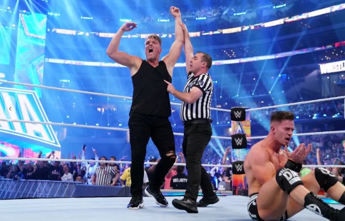 Pat McAfee y cómo un par de jotas cambió su vida