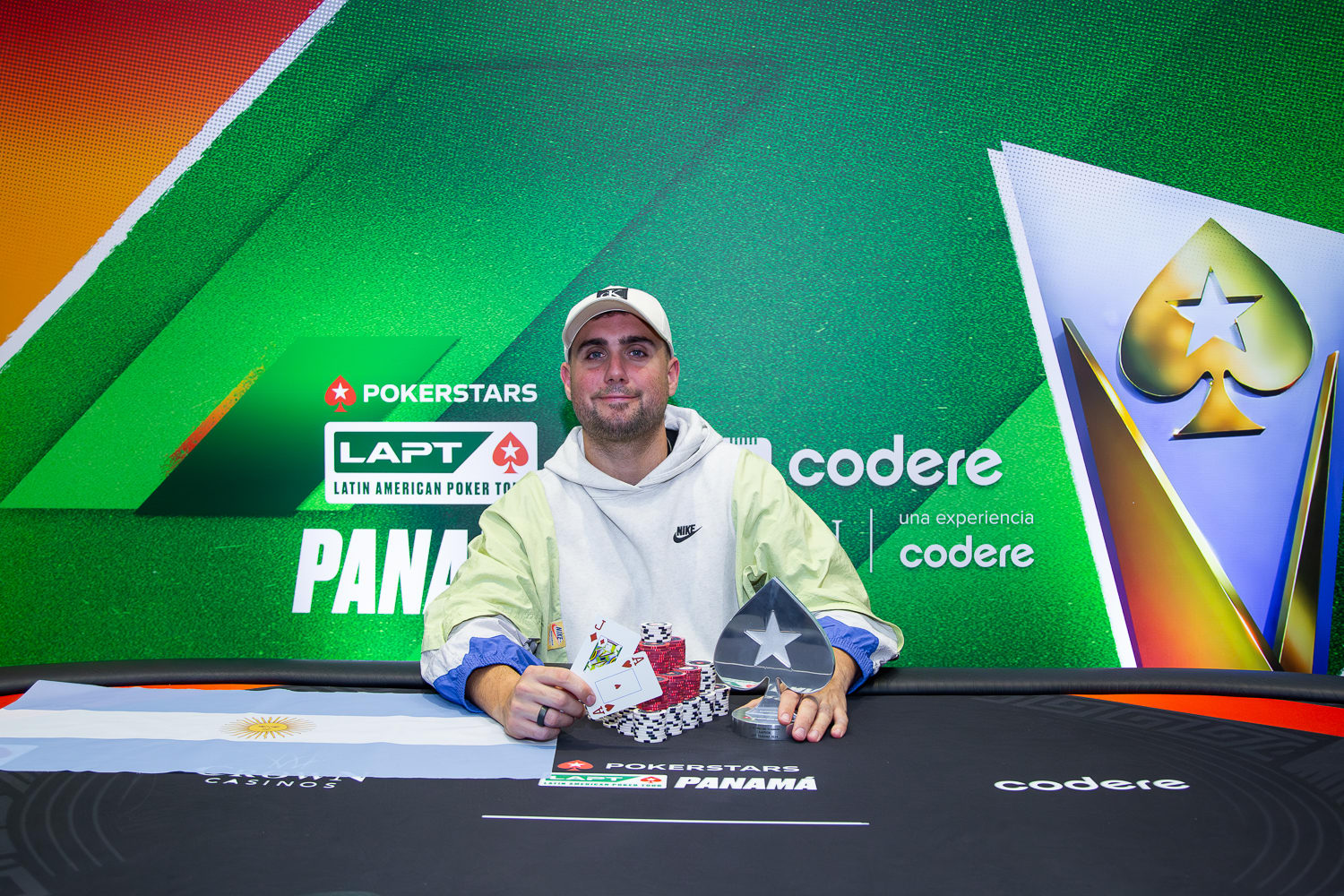 ¡Campeón! Barattini comenzó la defensa del título del LAPT