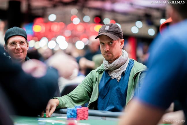 Viktor Bloom va por su primer brazalete y un premio de US$2.8M