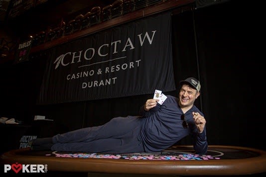 El grinder online Justin Lapka ganó su primer torneo en vivo