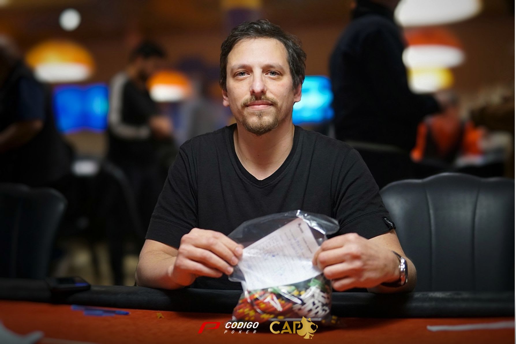 Nicolás Mohmadan manda en el Main Event del CAP Buenos Aires