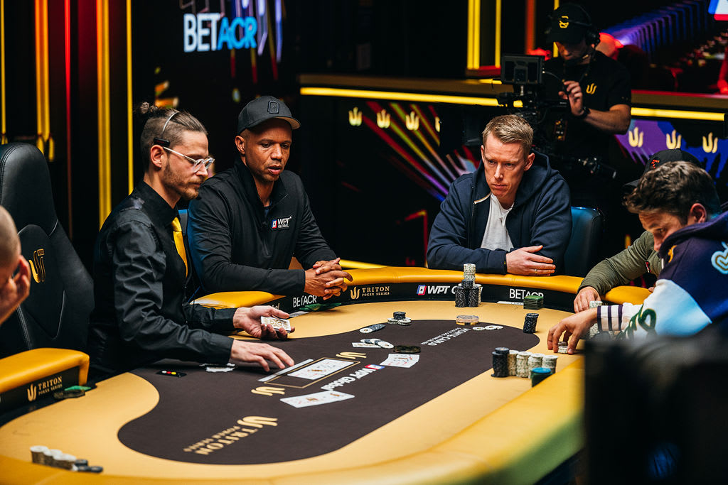 Phil Ivey volvió a una mesa final en las Triton Poker Series