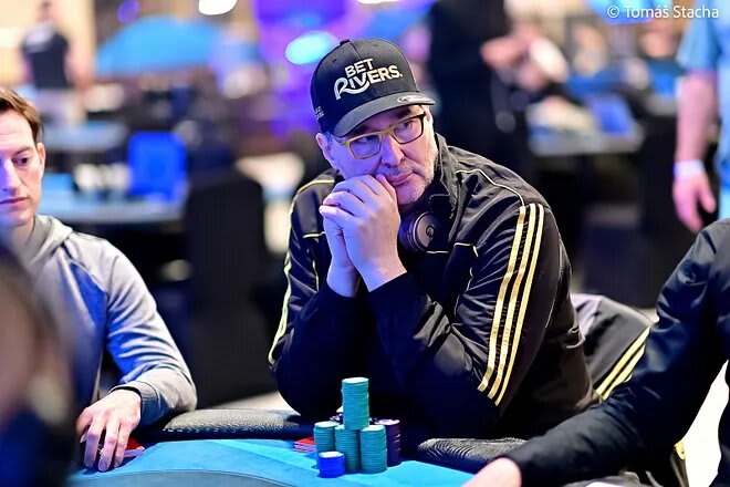 Phil Hellmuth sumó otra mesa final en Bahamas