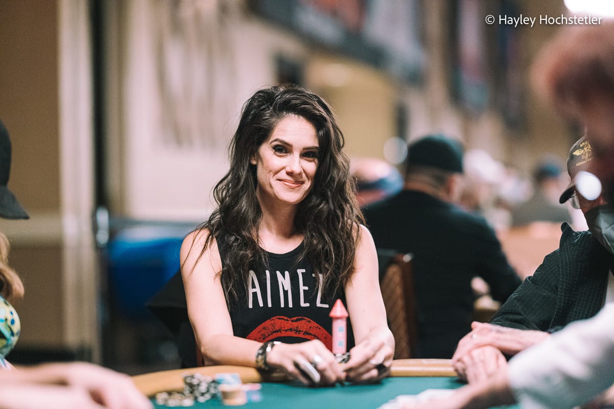 El drama de la jugadora de poker que vio arder su casa en los incendios de Los Ángeles