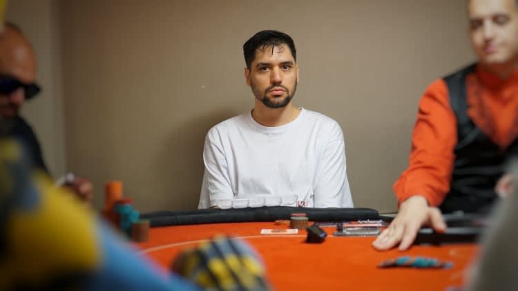 Cap Buenos Aires Super High Roller Dia 1 Brian Ganon