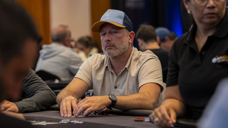 Carlos Peuvrie Main Event D1A Ept 15 02 2025