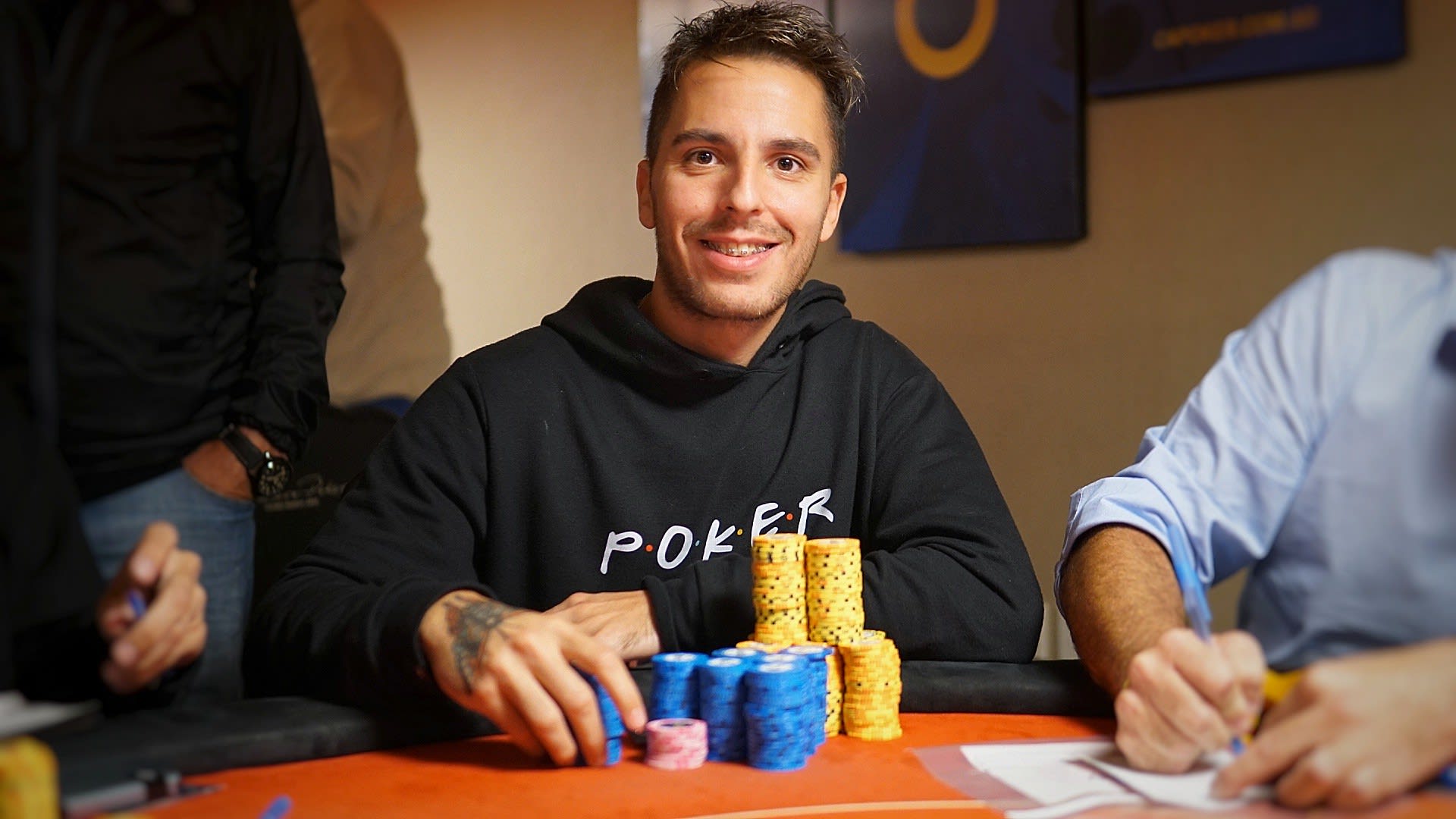 Rodrigo Córdoba lidera el Main Event más grande de la historia del CAP