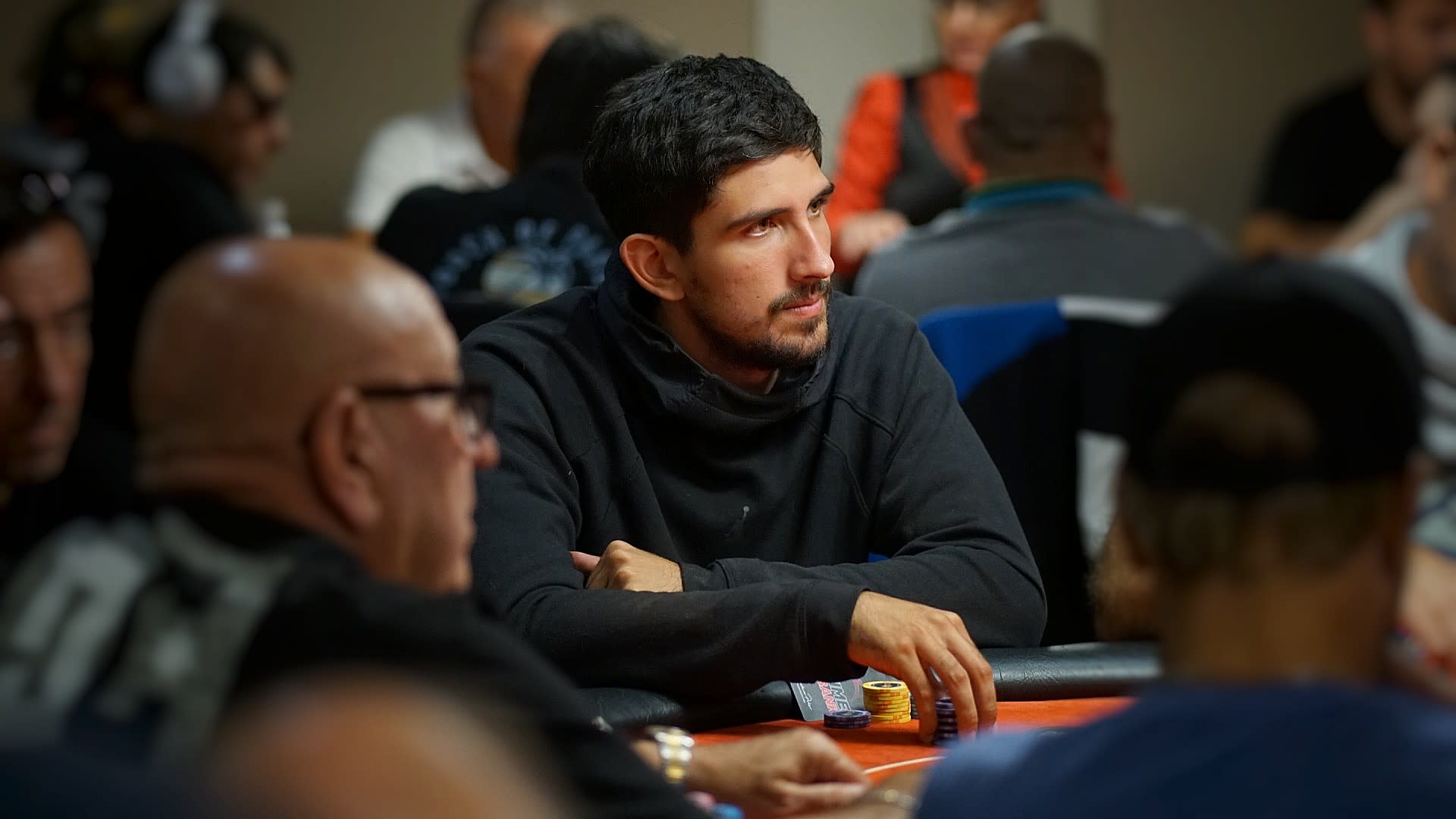 KSOP Río de Janeiro: Ulises Soto lidera la mesa final del Main Event