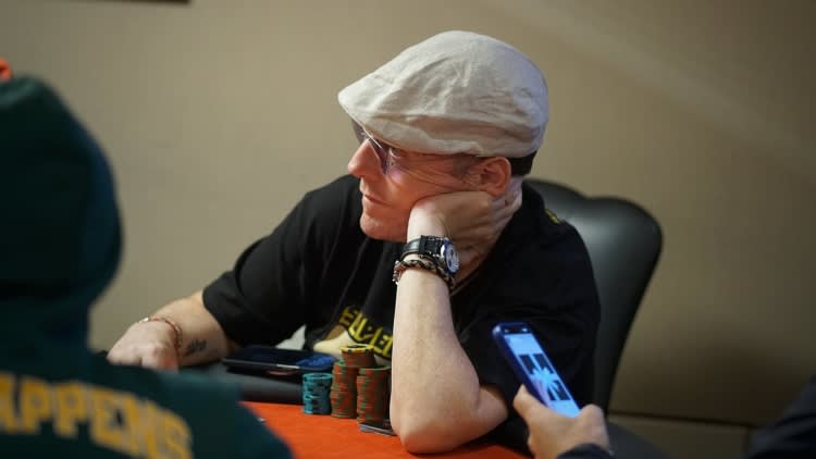 Cap Buenos Aires Super High Roller Dia 2 Cachito Korn