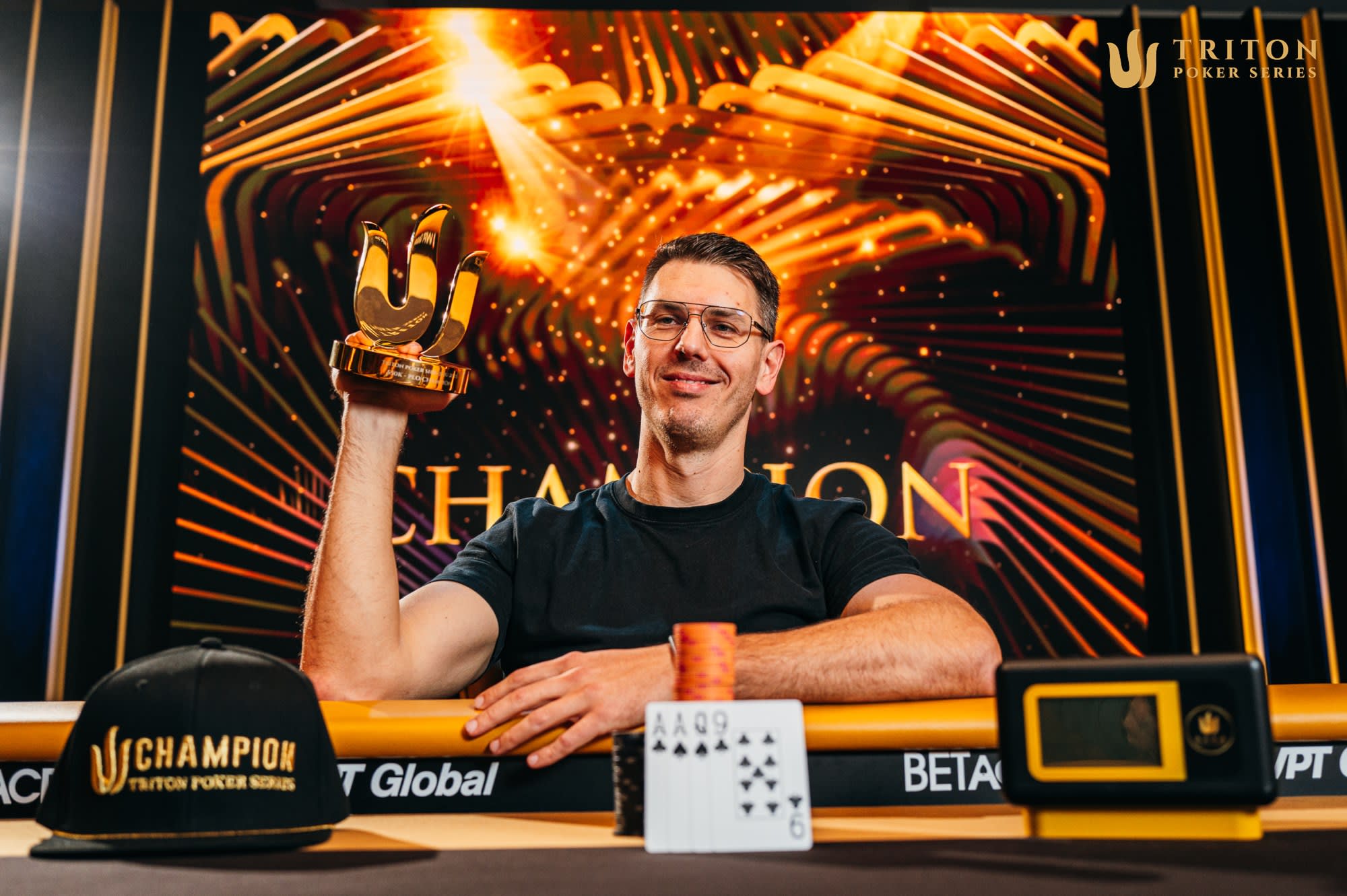 Gergo Nagy se tomó revancha y festejó en las Triton Poker Series