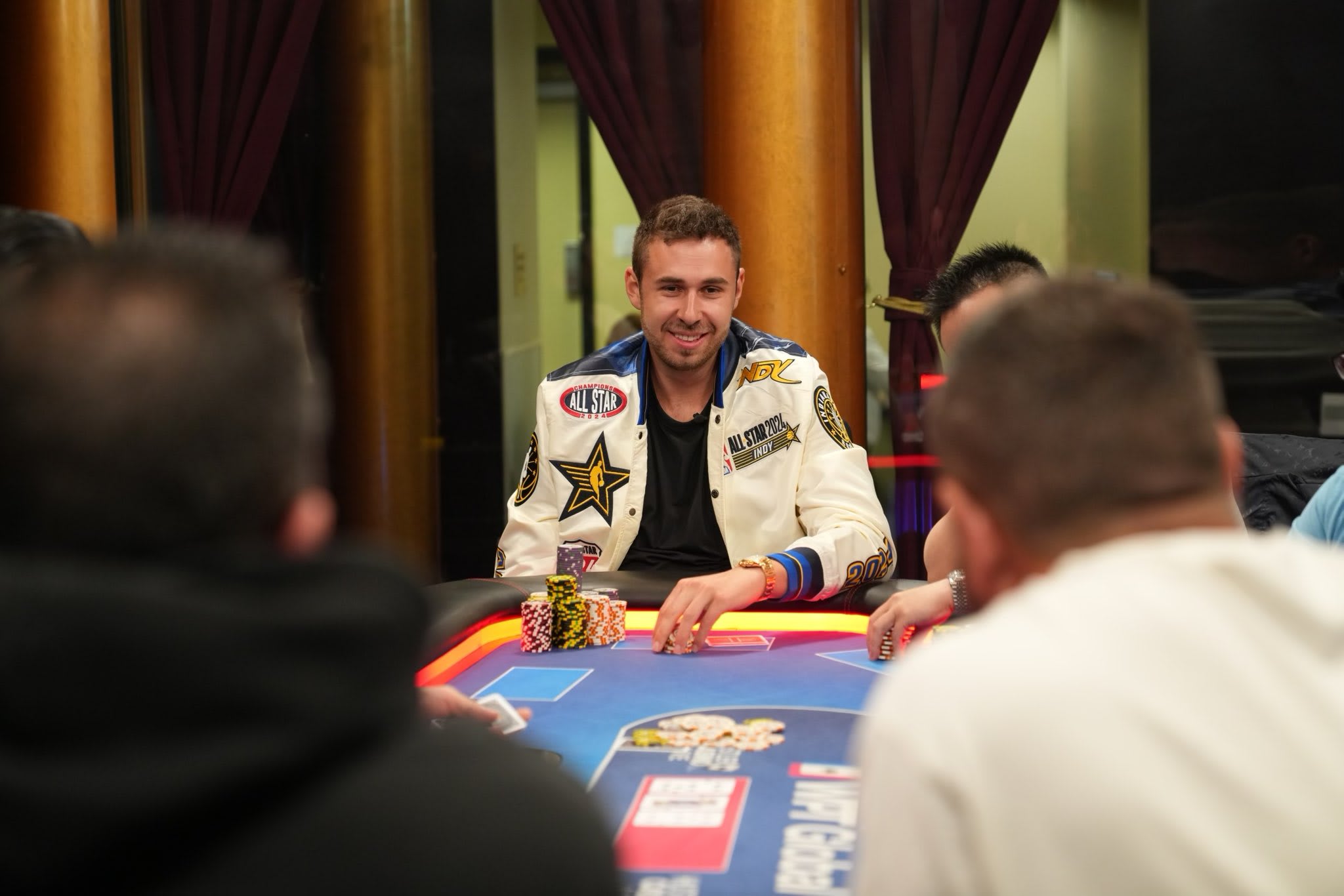 Sean Perry llegó confiado y perdió US$150K en Hustler Casino Live