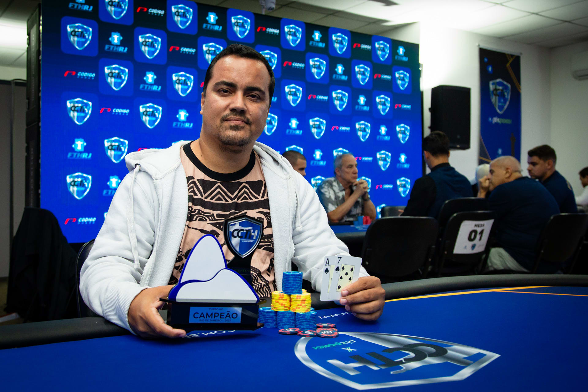 Chrystiano Ferraz vence o Turbo KO no CCTH