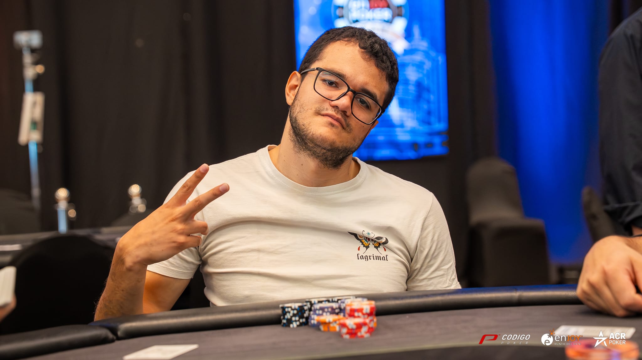 Carlos Serrano recupera o topo do ranking de Jogador do Ano do BSOP