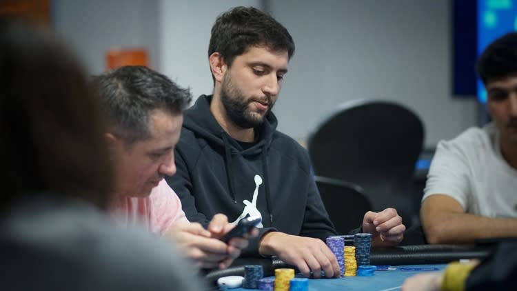 Cap Santa Rosa Main Event Pitu Bianchini