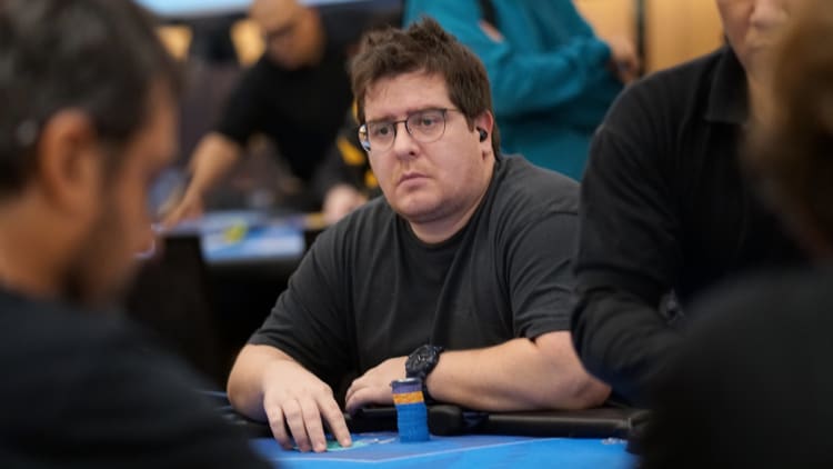 Super High Roller Dia 1 Leon Cordoba 2